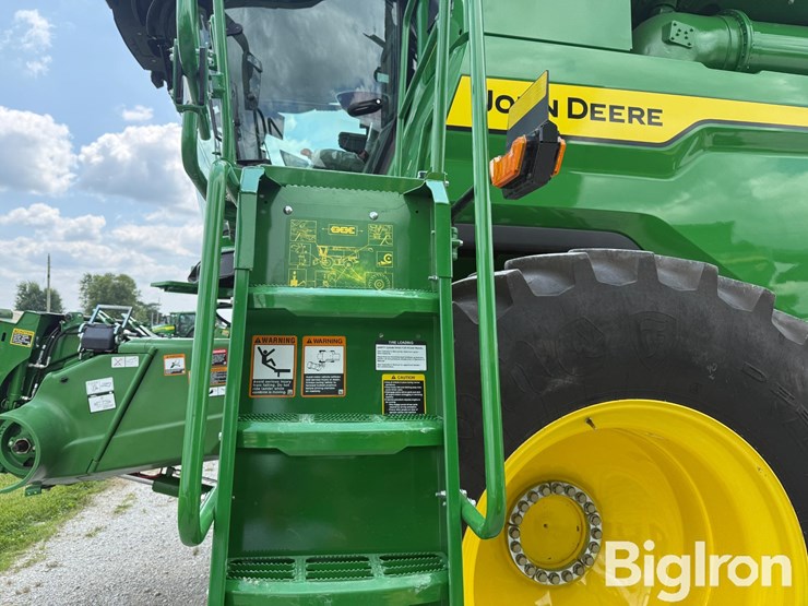 2025-john-deere-s7-800-image-14