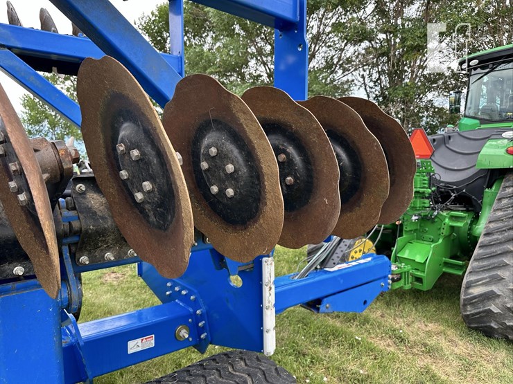 2018-landoll-7833-40-image-12