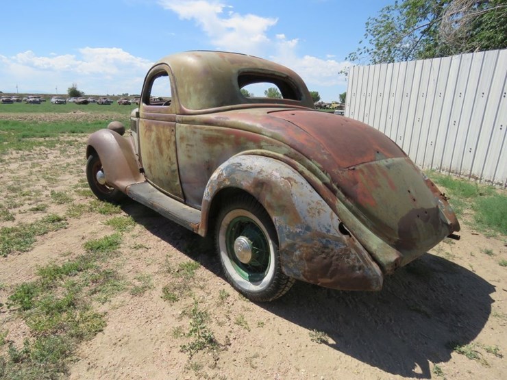 1936-ford-3-window-coupe-image-10