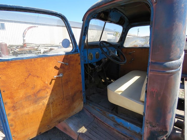 1937-ford-bb-flatbed-truck-image-8