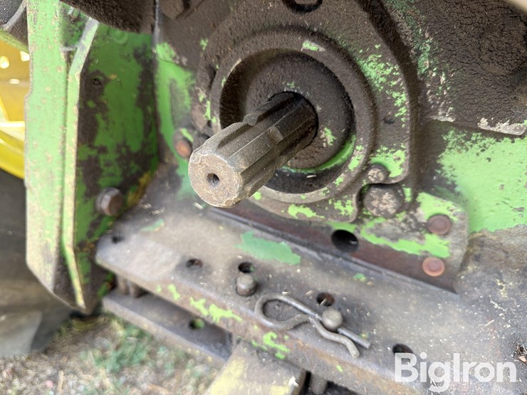 1975-john-deere-1530-image-19