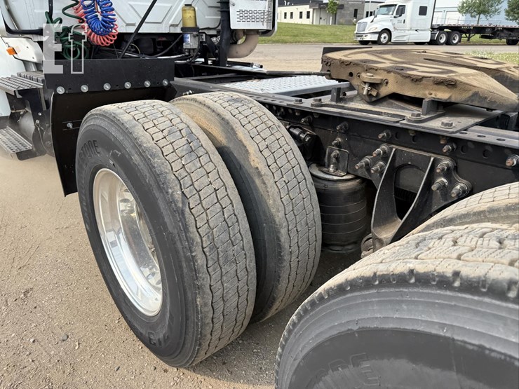2009-international-transtar-8600-image-8