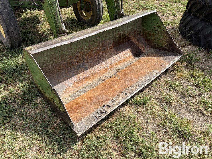 1975-john-deere-1530-image-12