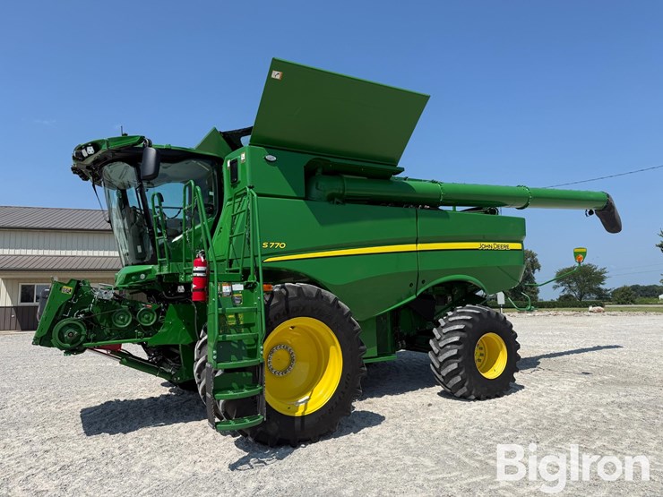2023-john-deere-s770-image-1