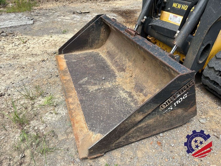 new-holland-c227-image-12
