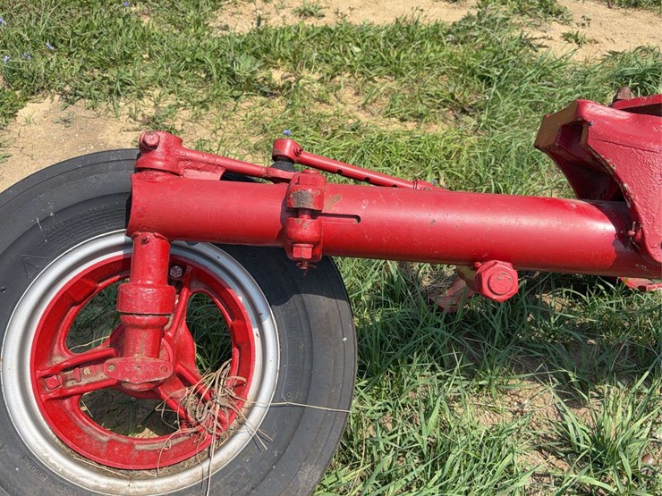 farmall-100-series-front-end-image-4