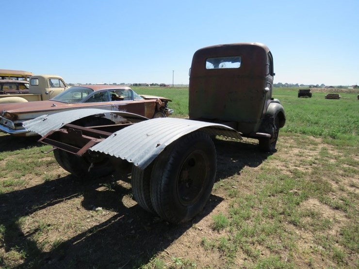 1947-ford-coe-truck-image-7