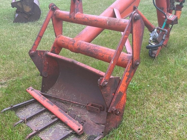 ford-tractor-image-1