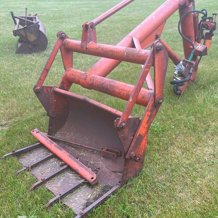 FORD TRACTOR