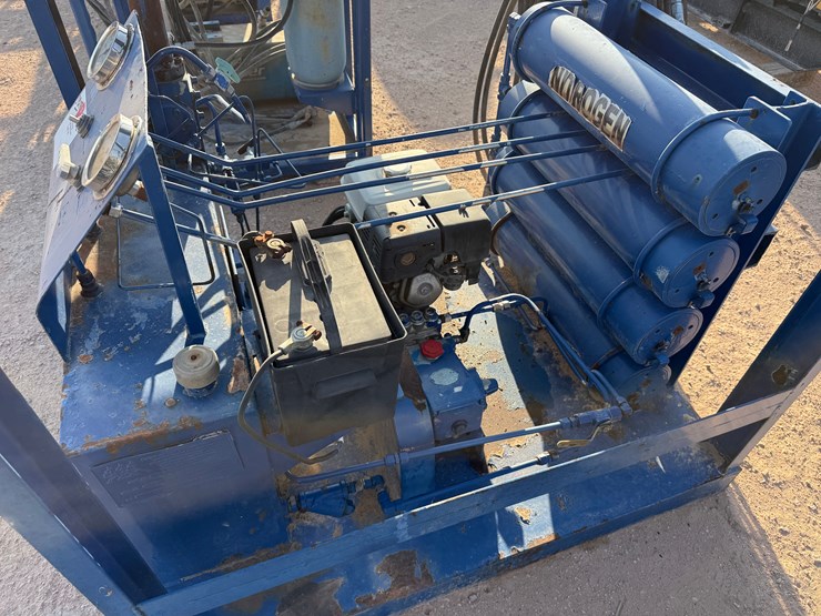 caterpillar-550-image-4