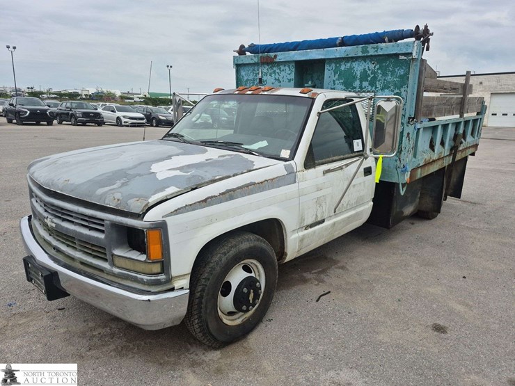 1995-chevrolet-3500-image-1
