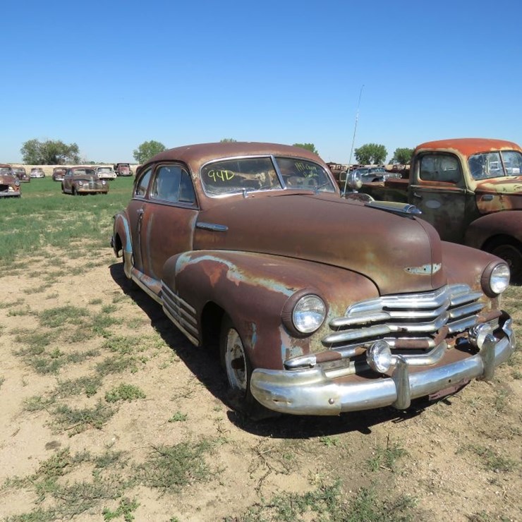 1947 Chevrolet Fleetline 2dr Sedan