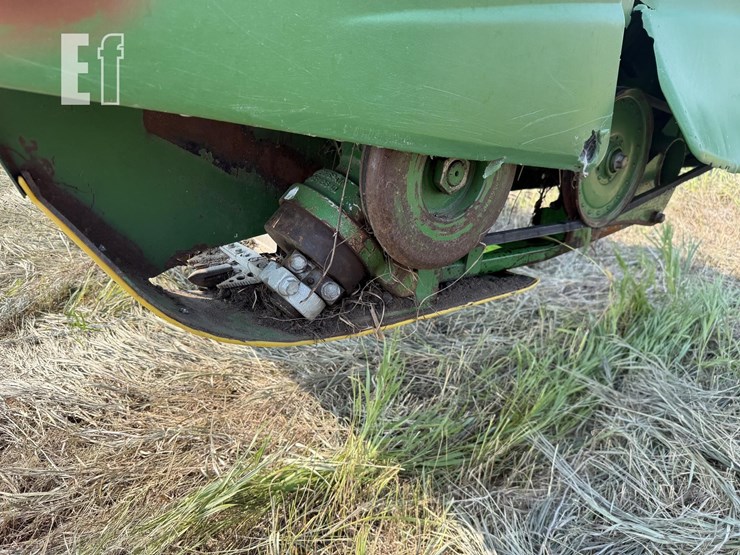 2004-john-deere-630f-image-6