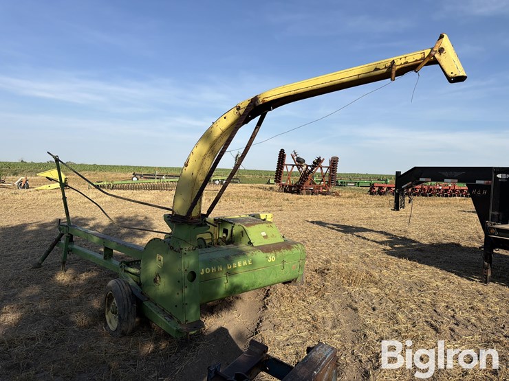 john-deere-38-image-7