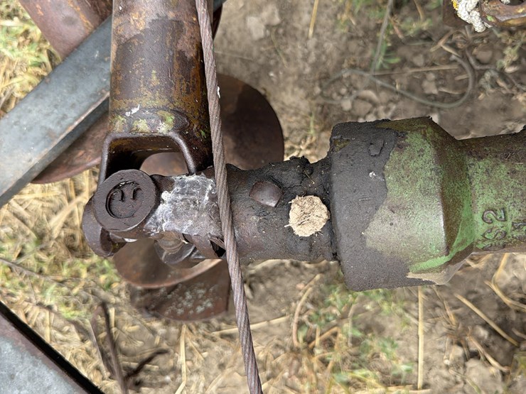 1952-continental-cable-operated-3-pt-post-hole-digger-image-7