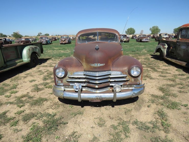 1947-chevrolet-fleetline-2dr-sedan-image-2