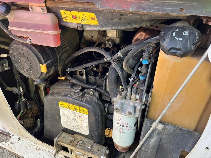 2021-bobcat-t66-image-15