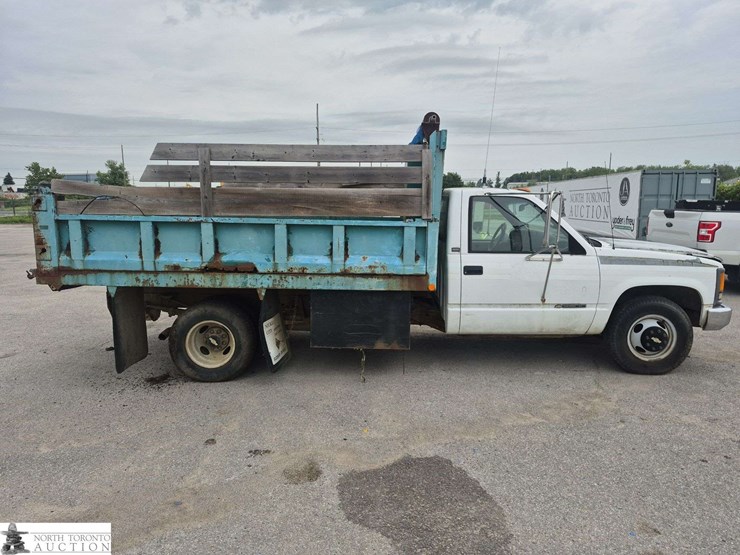 1995-chevrolet-3500-image-4