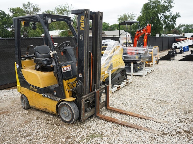 inoperable---yale-gc030vx-forklift-image-3