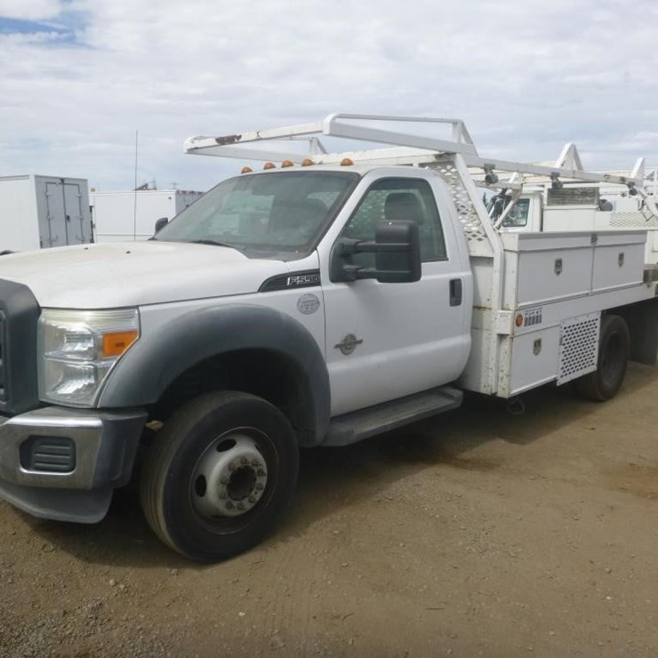 2012 FORD F550