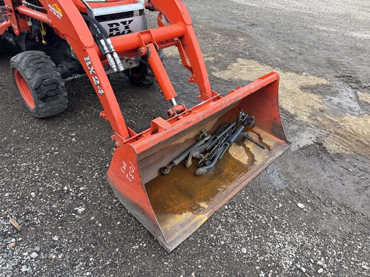 kubota-bx24-image-10