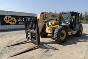 2010 GEHL DL11-44