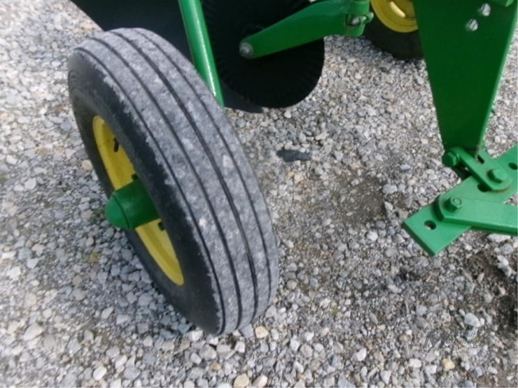 deere-550h-image-13