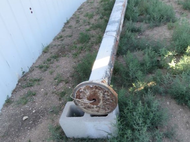 sign-pole-and-appears-at-one-time-a-rotator-image-3