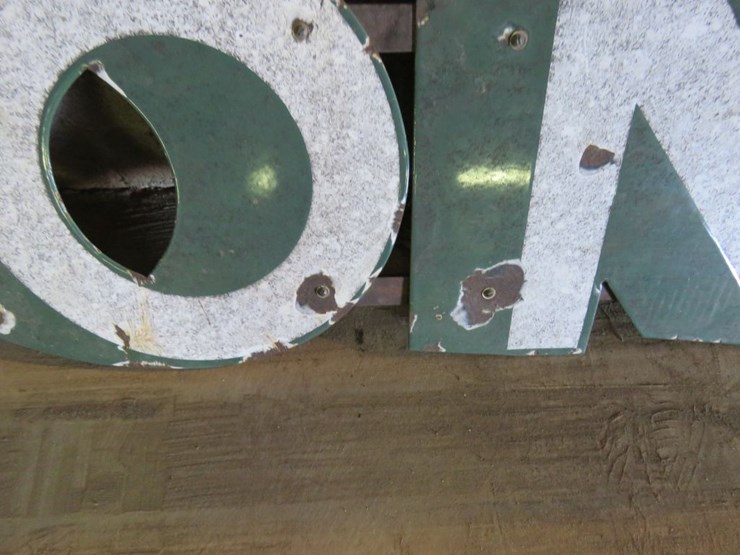 conoco-porcelain-letter-sign-image-2