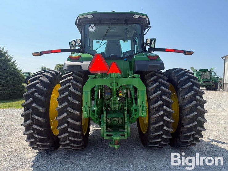 2025-john-deere-8r-370-image-6