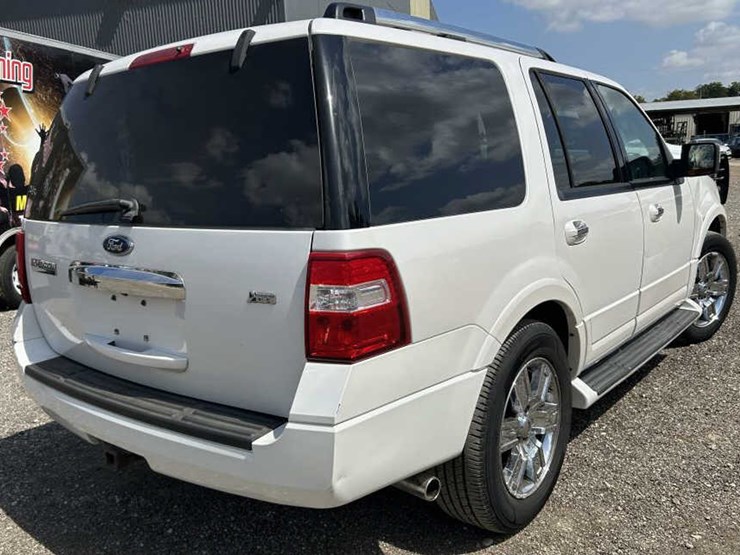 2009-ford-expedition-limited-image-4