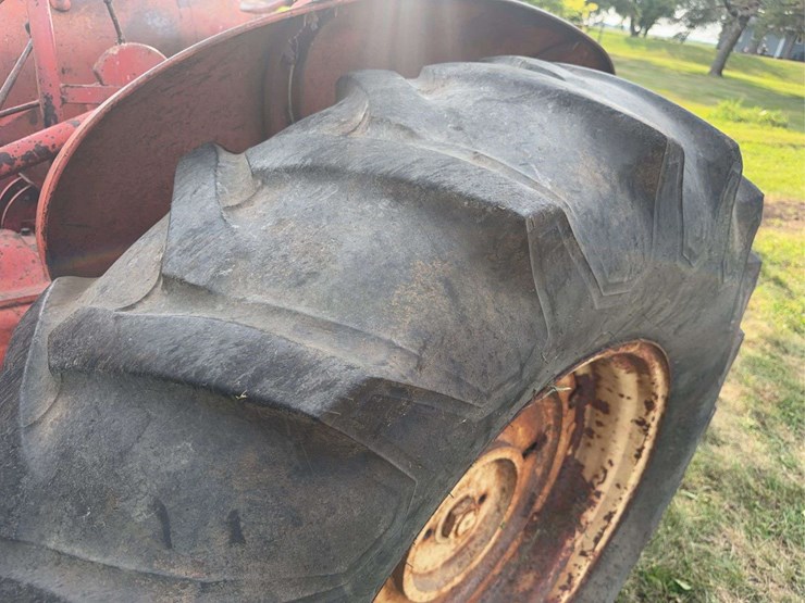 massey-ferguson-44-image-39