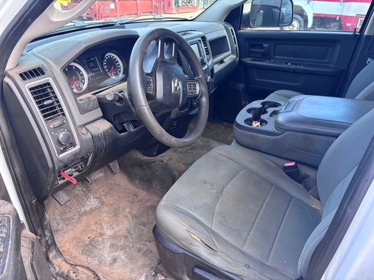 2015-dodge-ram-1500-image-5