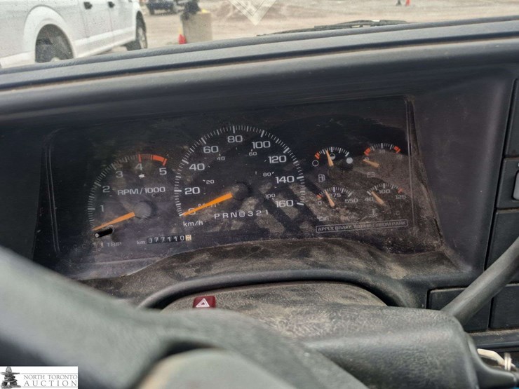 1995-chevrolet-3500-image-13