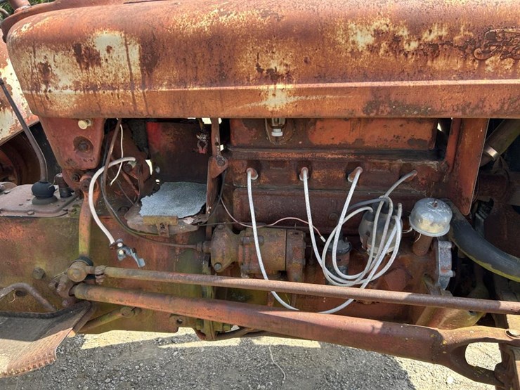 1953-ford-naa-image-11