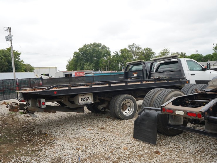 2018-dodge-ram-5500-image-6