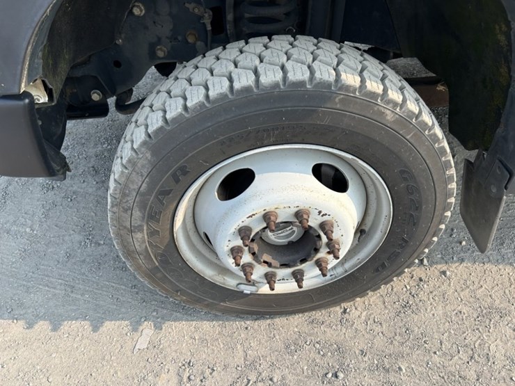 2009-ford-f450-xl-sd-image-9