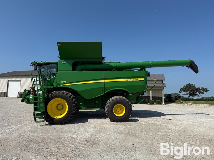 2024-john-deere-s770-image-8