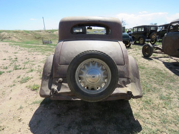 1935-chevrolet-standard-3-window-coupe-image-8