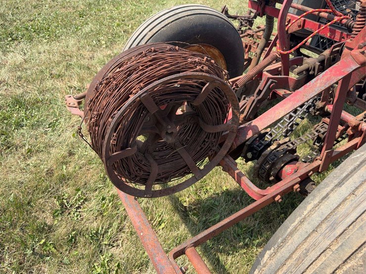 mccormick-deering-two-row-planter-image-21