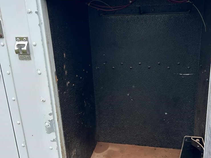 2003-international-durastar-4300-image-35
