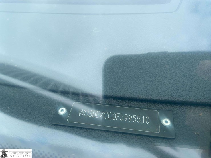 2015-mercedes-benz-sprinter-2500-image-15
