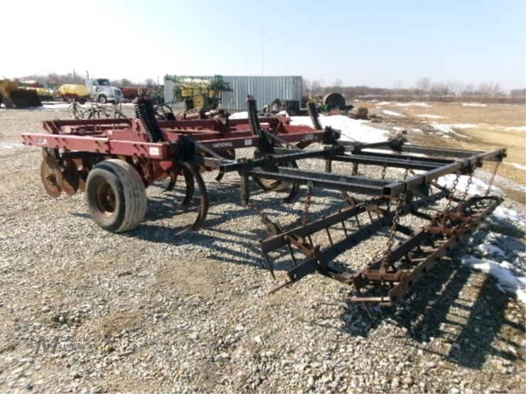 case-ih-6500-image-4