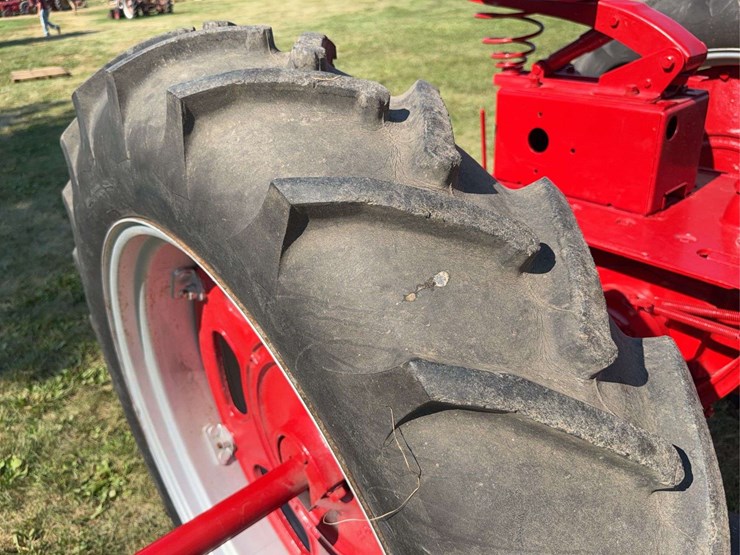 farmall-200-image-30