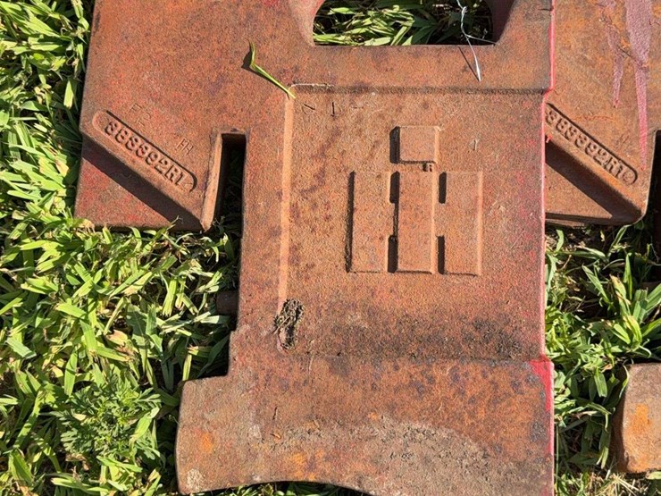 (2)-international-harvester-suitcase-weights-image-3