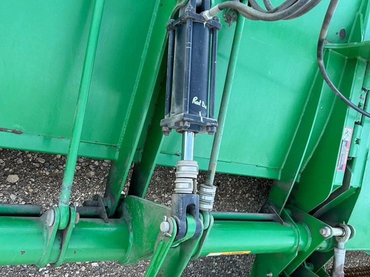 2004-john-deere-cx20-image-29