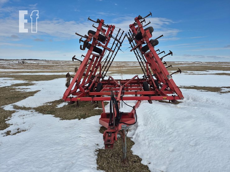 case-ih-4800-image-3