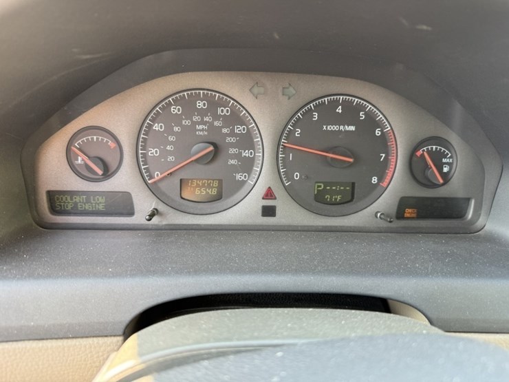2003-volvo-xc70-image-28
