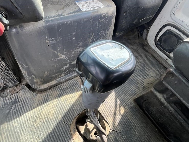 1994-ford-l9000-image-13