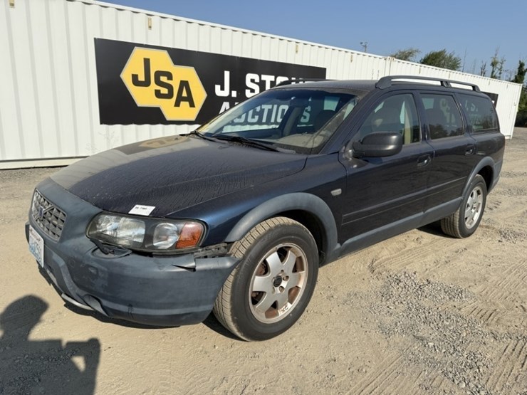 2003-volvo-xc70-image-1